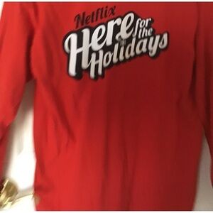 Netflix Here for the Holidays Red Long Sleeves Shirt. Size: MEDIUM Unisex